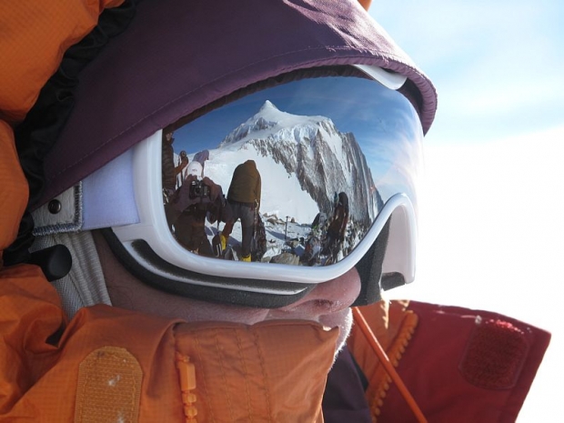 No Alasca, brasileira está perto de alcançar marca incrível no alpinismo