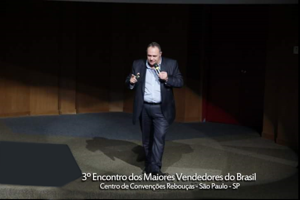 Elias Awad no 3° Encontro dos maiores Vendedores do Brasil